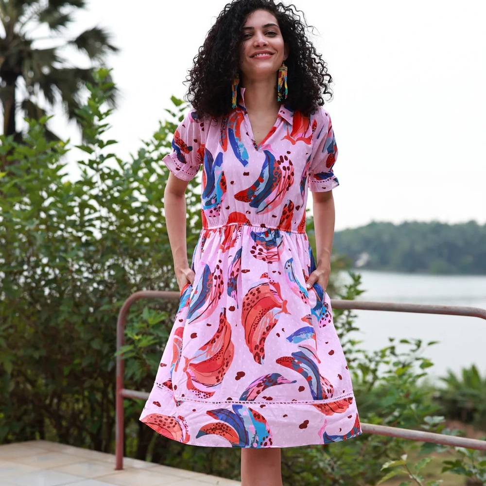 Maude Vivant || Naomi Shirt‎ Dress Banana Print Pink Medium